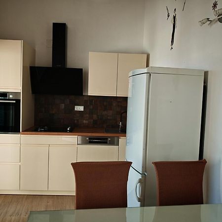 ברודאריצה Family Friendly Seaside Apartments Brodarica, Sibenik - 4833 מראה חיצוני תמונה