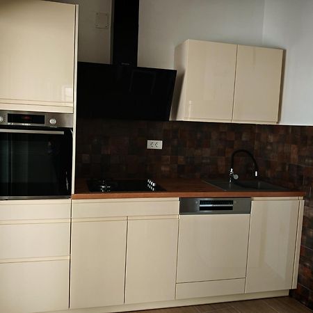 ברודאריצה Family Friendly Seaside Apartments Brodarica, Sibenik - 4833 מראה חיצוני תמונה