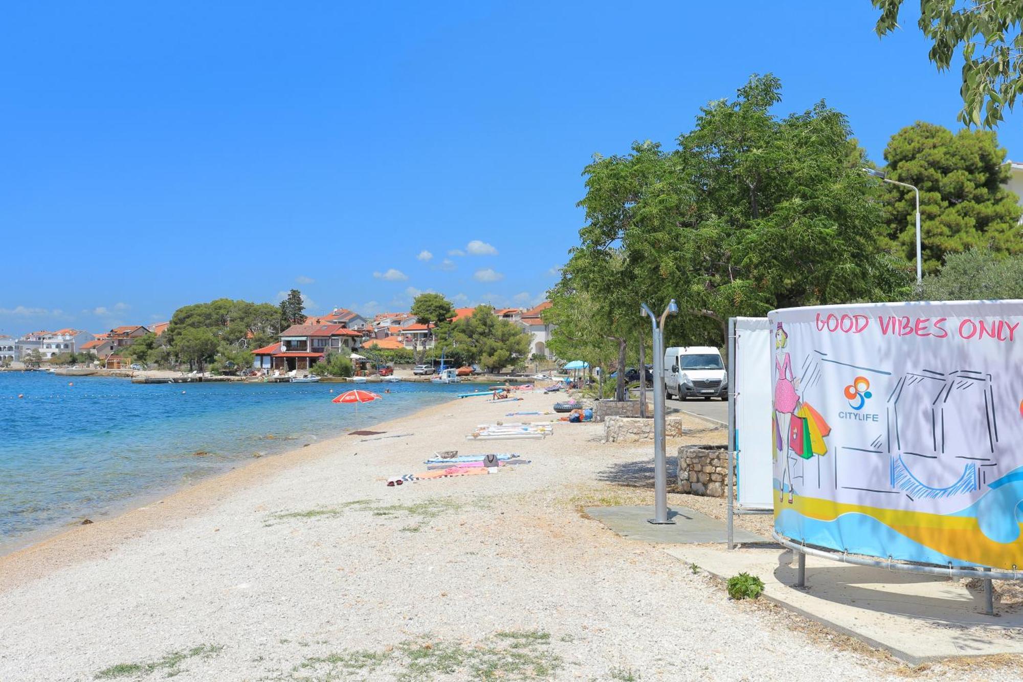 ברודאריצה Family Friendly Seaside Apartments Brodarica, Sibenik - 4833 מראה חיצוני תמונה