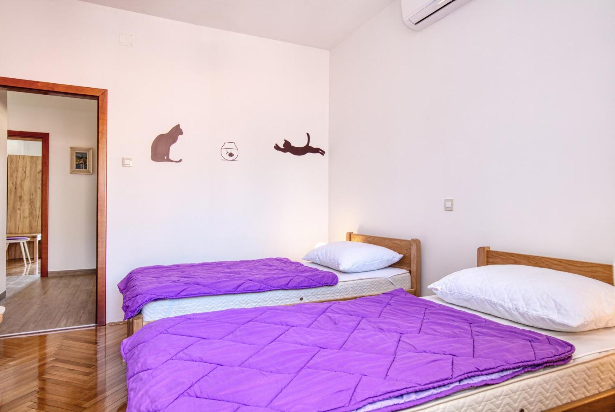 ברודאריצה Family Friendly Seaside Apartments Brodarica, Sibenik - 4833 חדר תמונה