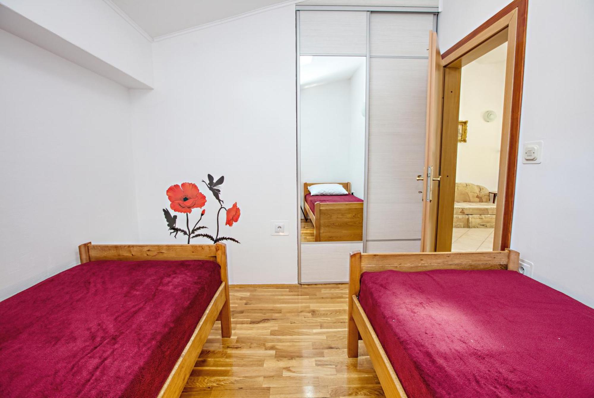 ברודאריצה Family Friendly Seaside Apartments Brodarica, Sibenik - 4833 חדר תמונה