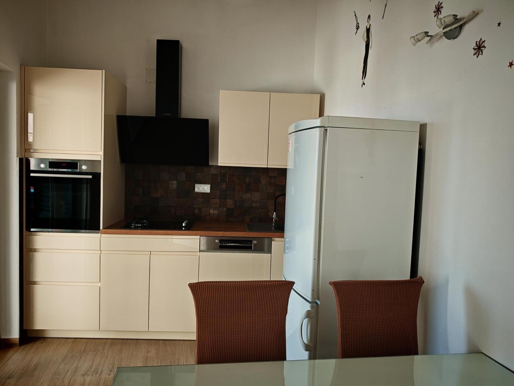 ברודאריצה Family Friendly Seaside Apartments Brodarica, Sibenik - 4833 מראה חיצוני תמונה