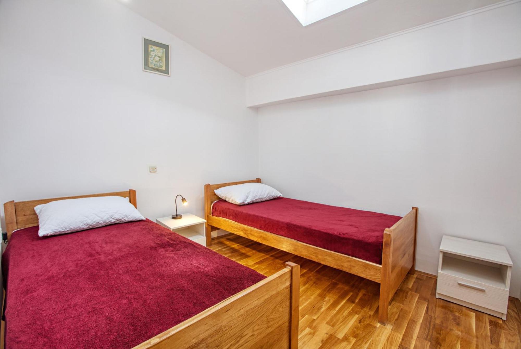 ברודאריצה Family Friendly Seaside Apartments Brodarica, Sibenik - 4833 מראה חיצוני תמונה