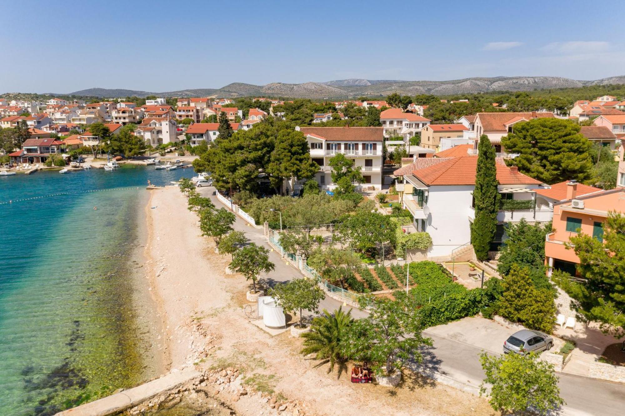 ברודאריצה Family Friendly Seaside Apartments Brodarica, Sibenik - 4833 מראה חיצוני תמונה