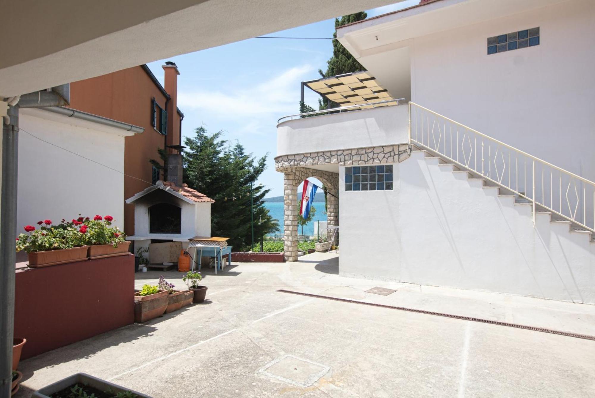 ברודאריצה Family Friendly Seaside Apartments Brodarica, Sibenik - 4833 מראה חיצוני תמונה