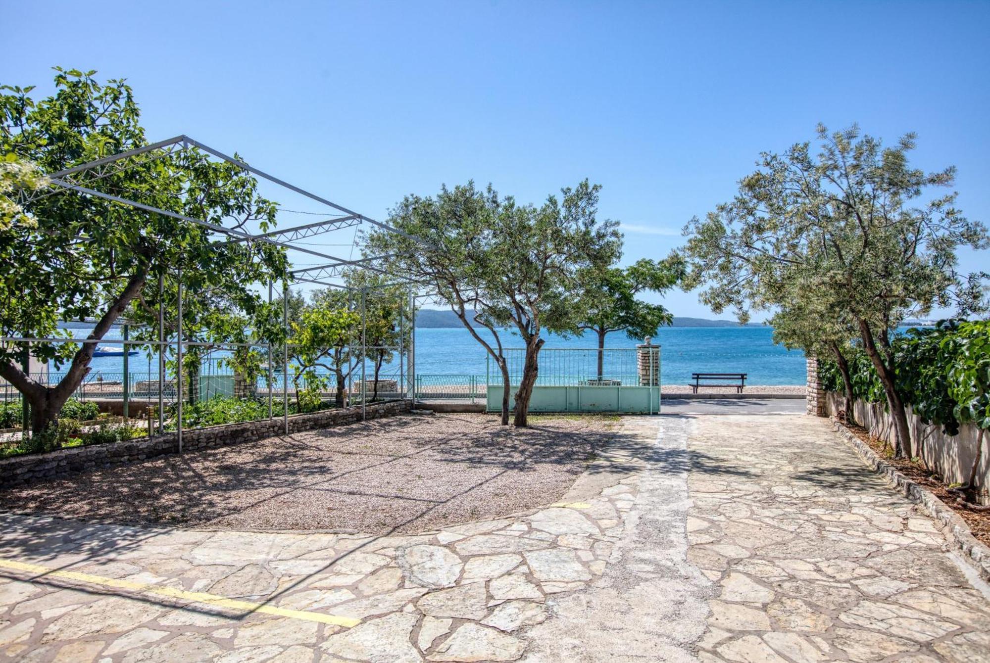 ברודאריצה Family Friendly Seaside Apartments Brodarica, Sibenik - 4833 מראה חיצוני תמונה